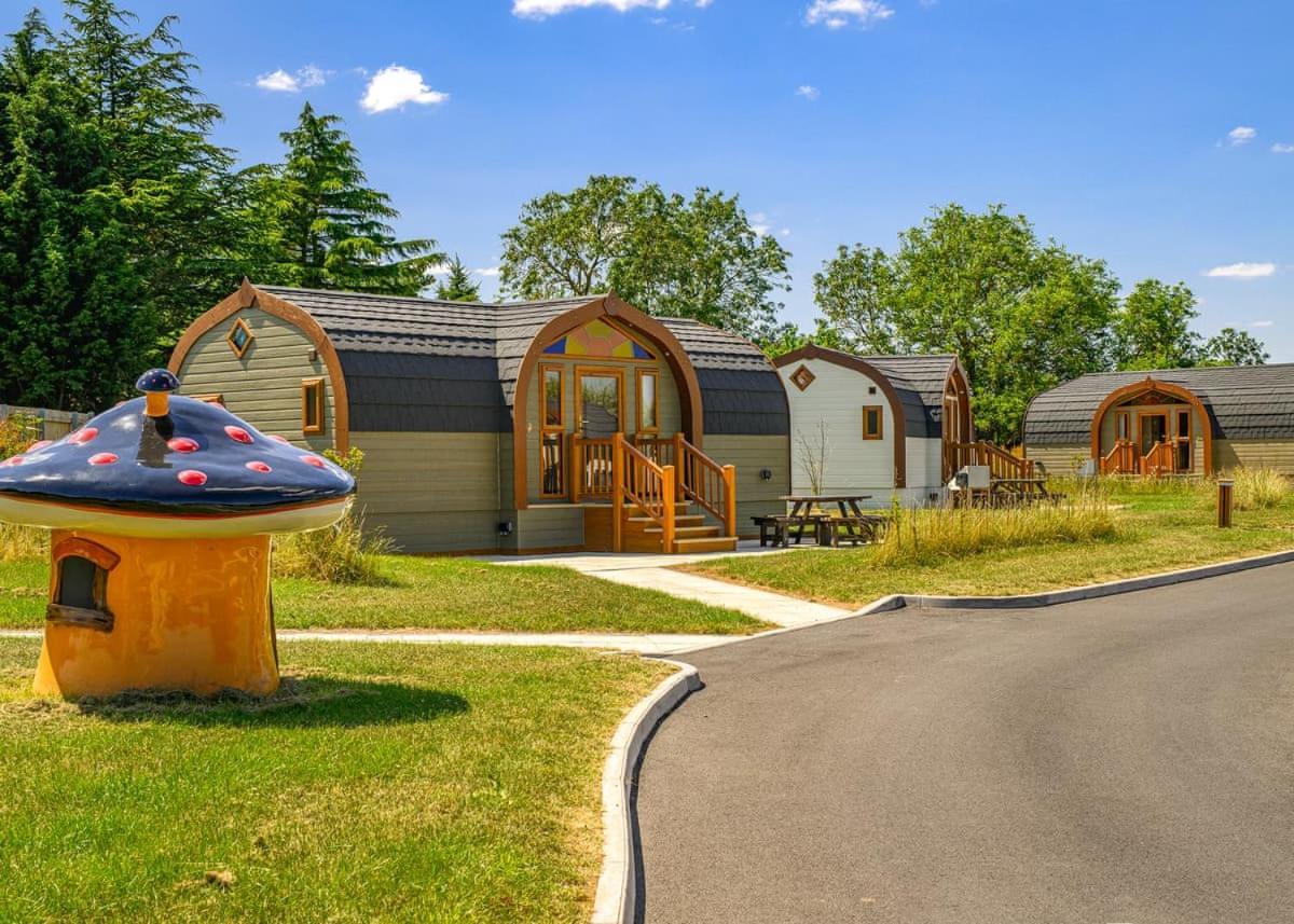 Wild Acre Village At Sundown Adventureland Retford Luaran gambar